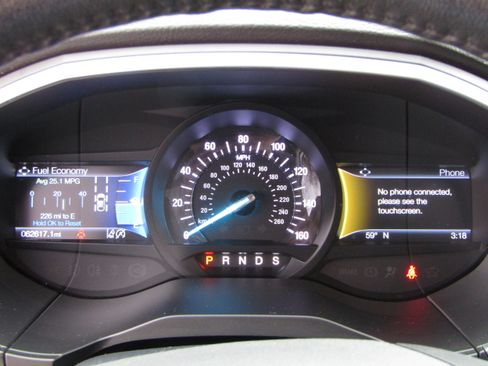 Certified 2019 Ford Edge Titanium w/ Equipment Group 301A image 38