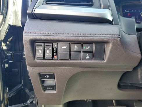Used 2020 Honda Odyssey EX-L image 22