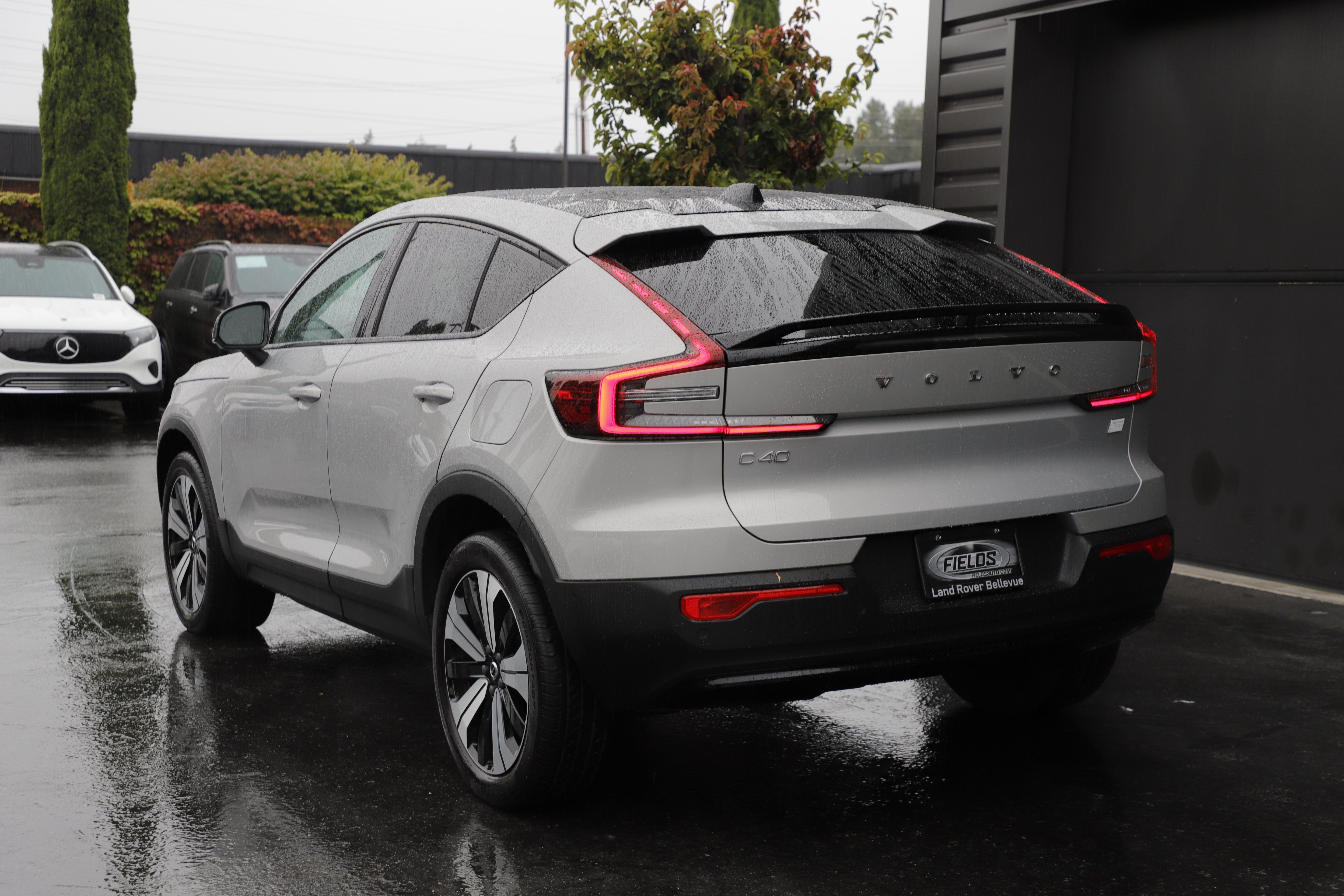 Used 2023 Volvo C40 P8 Recharge Plus AWD/4WD image 4