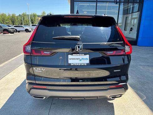 Used 2023 Honda CR-V Sport Touring image 6