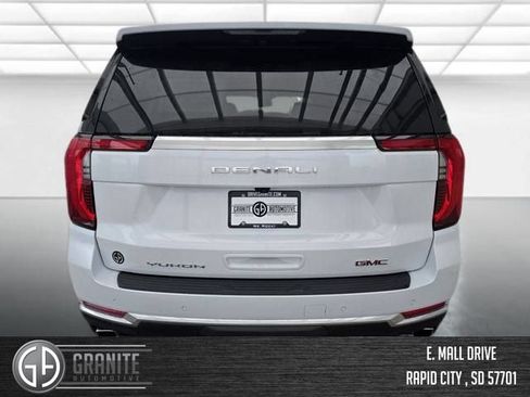 New 2026 GMC Yukon XL Denali w/ Sun & Power Step Package AWD/4WD image 5