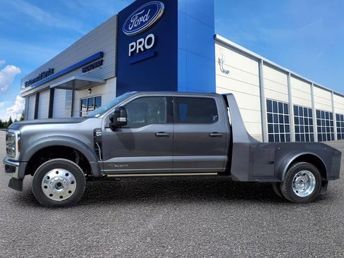 New 2025 Ford F450 Lariat w/ Lariat Ultimate Package image 10