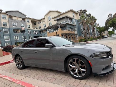 Used 2017 Dodge Charger R/T w/ Navigation & Travel Group RWD image 22