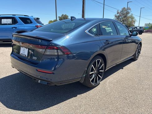 Used 2024 Honda Accord Touring image 5