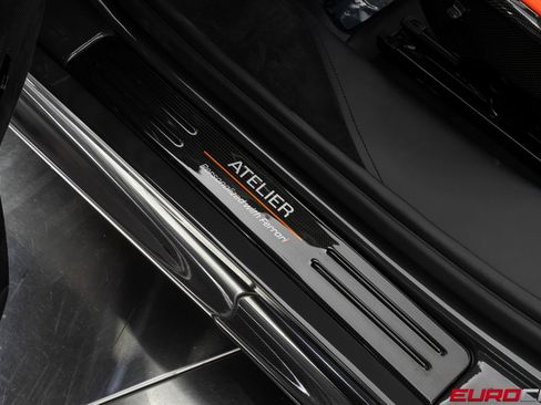 Used 2024 Ferrari SF90 Spider image 55