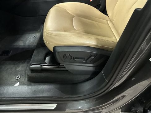 Used 2022 Audi Q7 2.0T Premium w/ Convenience Package image 25