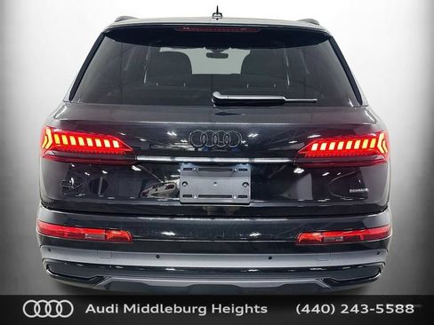 Certified 2023 Audi Q7 2.0T Premium w/ Premium Plus Package AWD/4WD image 7