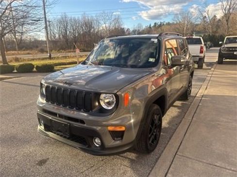 Used 2020 Jeep Renegade Altitude image 38