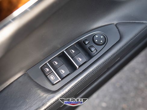 Used 2014 BMW 750Li xDrive image 41