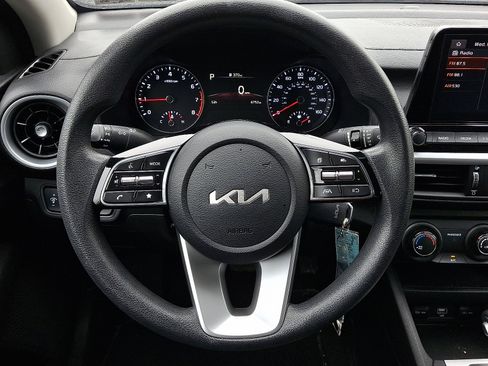 Used 2023 Kia Forte LXS FWD image 19
