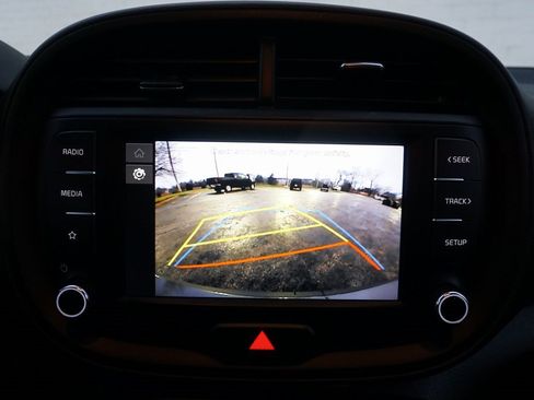 Used 2024 Kia Soul LX w/ Option Group 015 image 18