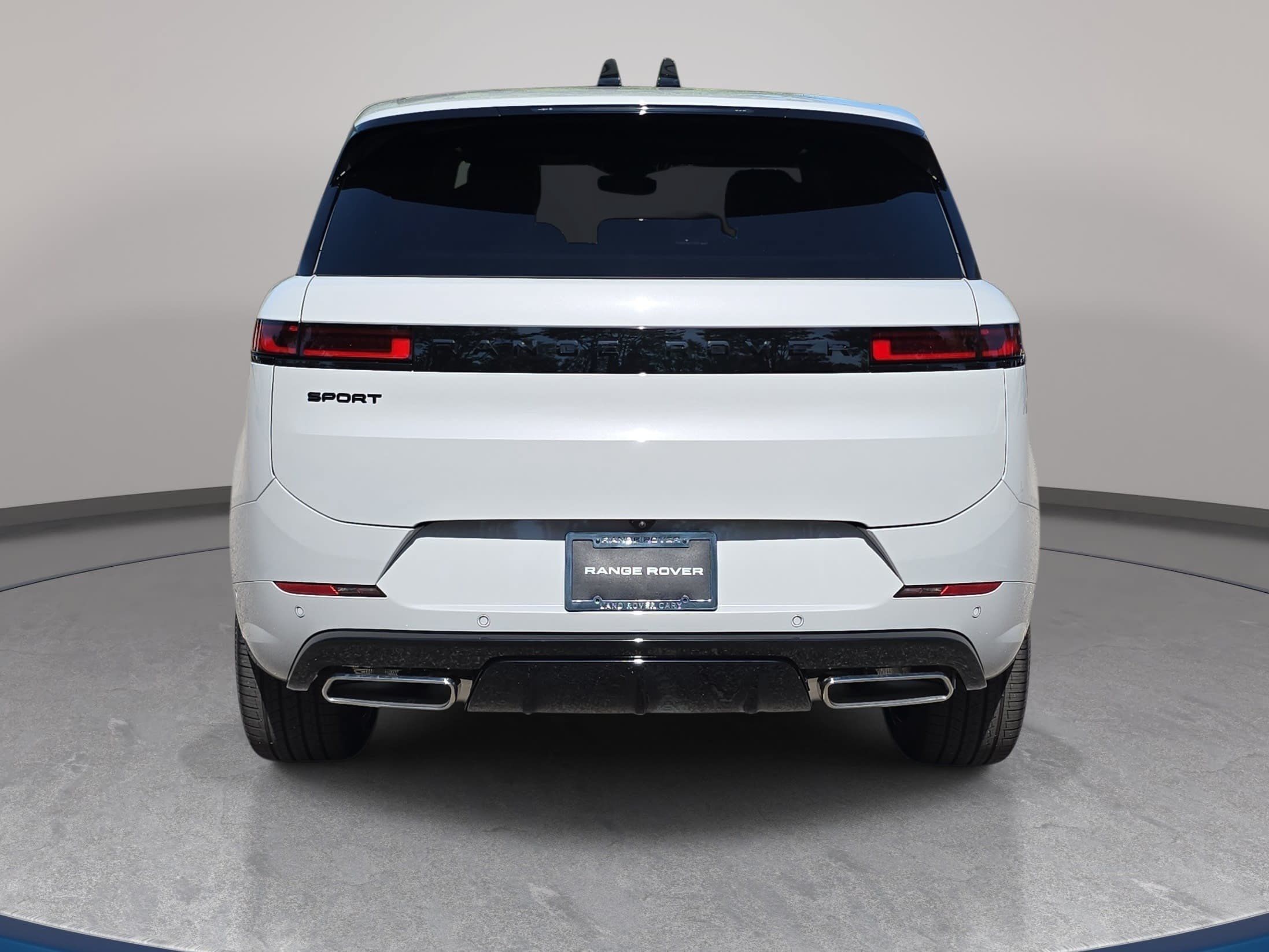 New 2026 Land Rover Range Rover Sport Dynamic SE AWD/4WD image 6