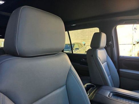 Used 2023 Chevrolet Tahoe Z71 w/ Z71 Off-Road Package AWD/4WD image 57