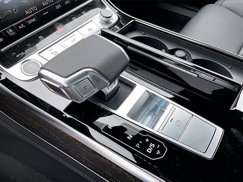 New 2026 Audi A8 L 3.0T image 27