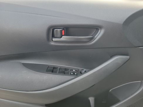 Used 2024 Toyota Corolla LE FWD image 17