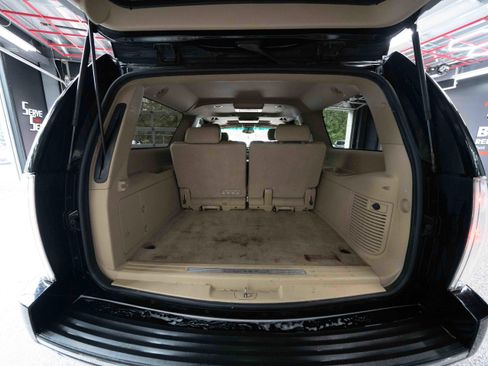 Used 2013 GMC Yukon XL Denali AWD/4WD image 28