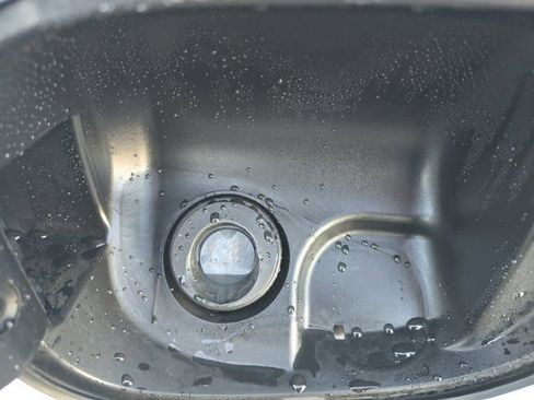 Used 2021 Chevrolet Tahoe High Country w/ Premium Package image 11