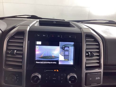 Used 2020 Ford F150 Platinum w/ Equipment Group 701A Luxury image 30