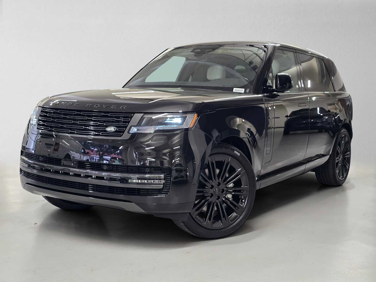 New 2026 Land Rover Range Rover Long Wheelbase SE AWD/4WD image 1