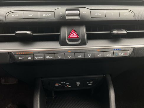 Used 2025 Kia K4 FWD image 27