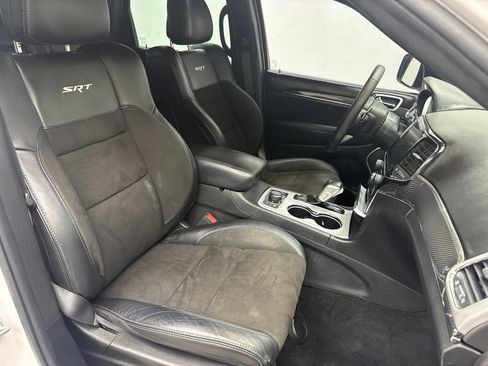 Used 2020 Jeep Grand Cherokee SRT AWD/4WD image 23