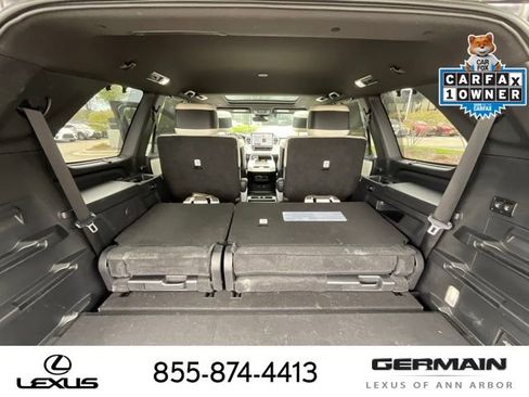 Used 2023 Toyota Sequoia Capstone AWD/4WD image 23
