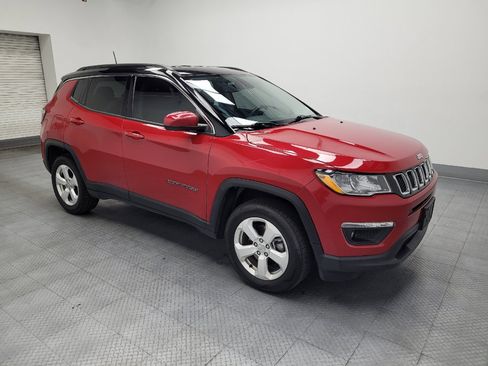 Used 2019 Jeep Compass Latitude w/ Popular Equipment Group AWD/4WD image 11