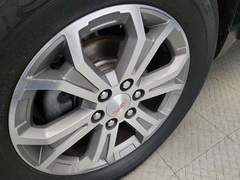 Used 2016 GMC Acadia SLT image 31