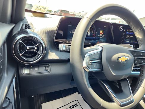 New 2026 Chevrolet Equinox LT FWD image 15