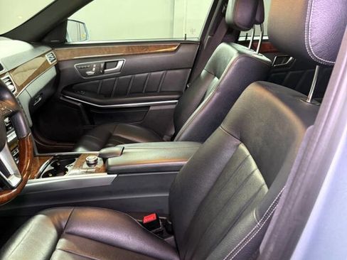 Used 2014 Mercedes-Benz E 350 E 350 Luxury 4MATIC AWD 4dr Se image 12