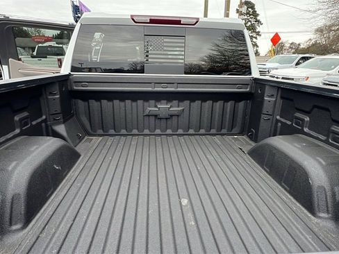 Used 2024 Chevrolet Silverado 1500 LT Trail Boss w/ Convenience Package II image 10