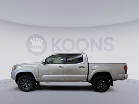Used 2023 Toyota Tacoma SR5 image 2