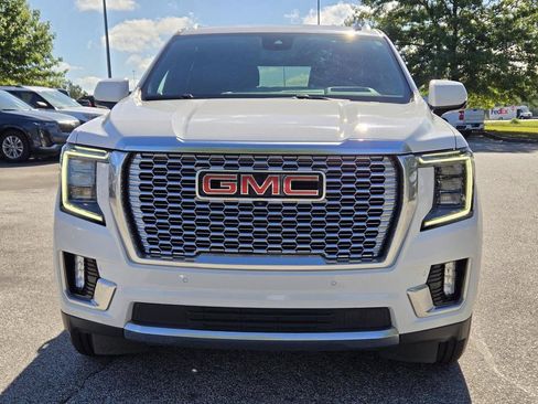 Used 2023 GMC Yukon Denali RWD image 2