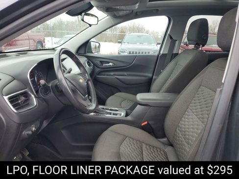 Certified 2019 Chevrolet Equinox LT w/ Sun & Navigation Package image 6