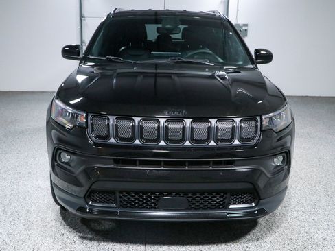 Used 2022 Jeep Compass Latitude FWD image 4