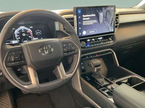Certified 2025 Toyota Tundra Limited AWD/4WD image 18