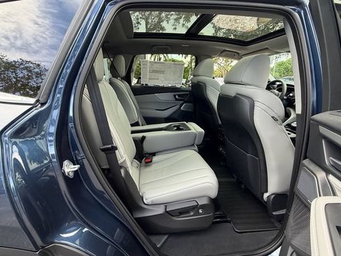 New 2026 Acura MDX w/ Technology Package AWD/4WD image 15