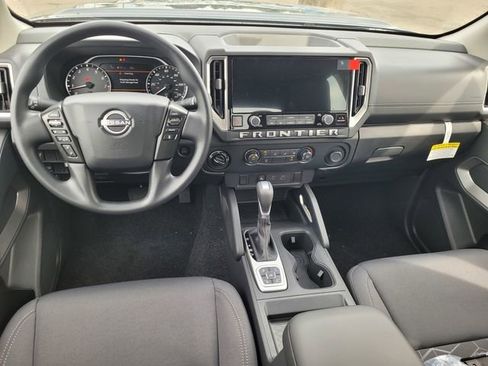 New 2026 Nissan Frontier SV image 7