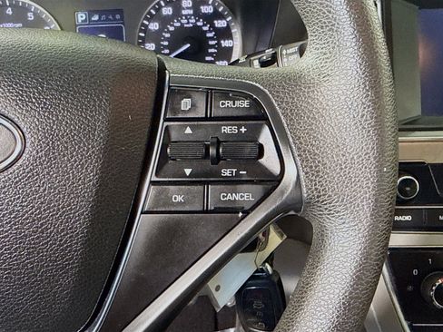 Used 2016 Hyundai Sonata SE image 15