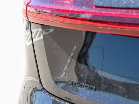 Used 2023 Audi e-tron Chronos AWD/4WD image 10