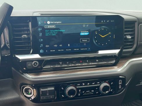 Used 2025 Chevrolet Silverado 2500 LT AWD/4WD image 10