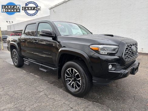 Used 2023 Toyota Tacoma TRD Sport image 8