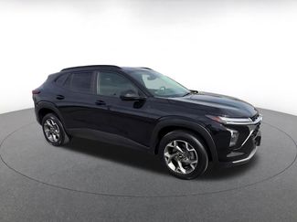 Used 2025 Chevrolet Trax LT video 2