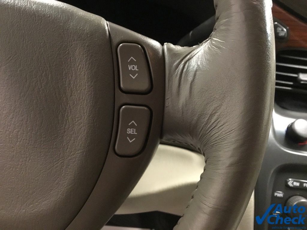 Used 2000 Cadillac De Ville DHS w/ Safety/Security Pkg FWD image 47