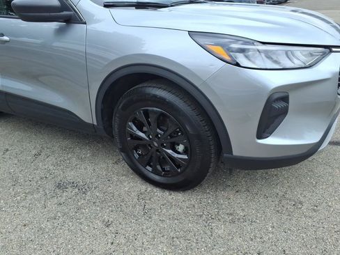 Certified 2023 Ford Escape Active w/ Tech Pack #1 AWD/4WD image 5