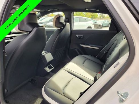 New 2025 Kia K4 GT-Line w/ GT-Line Premium Package image 6