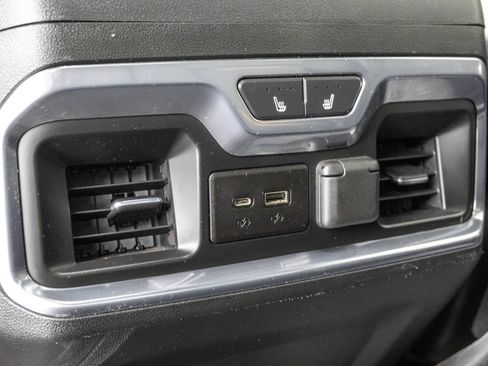 Used 2022 GMC Sierra 2500 AT4 w/ AT4 Premium Plus Package AWD/4WD image 41