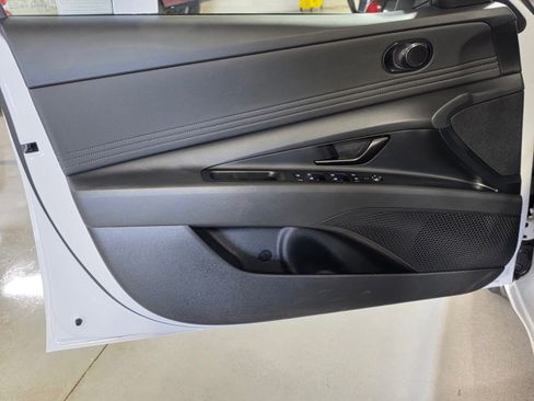 Certified 2025 Hyundai Elantra Sport FWD image 20
