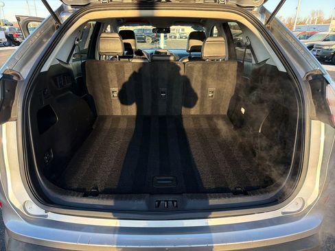Used 2024 Ford Edge SEL image 21