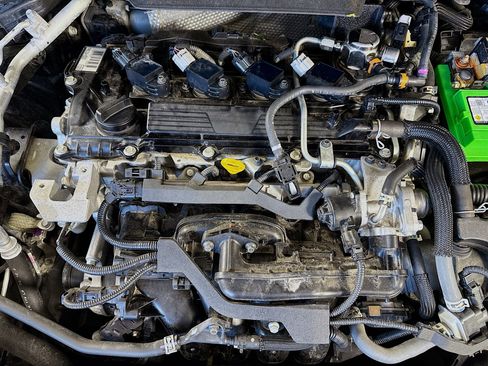 Used 2021 Toyota Corolla SE image 38